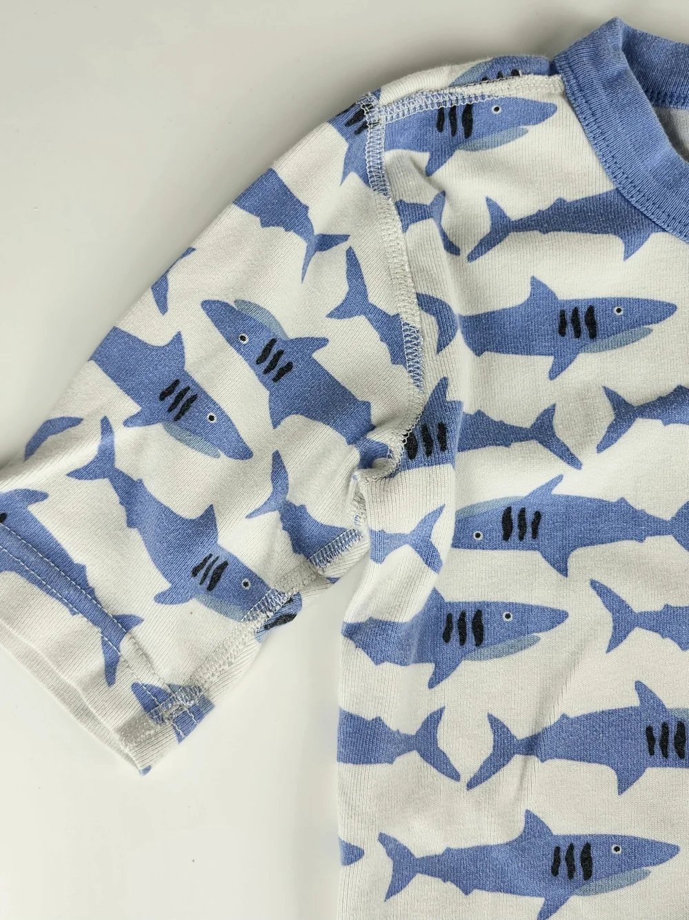 Hanna Andersson Blue and White Shark Print Pajama Set